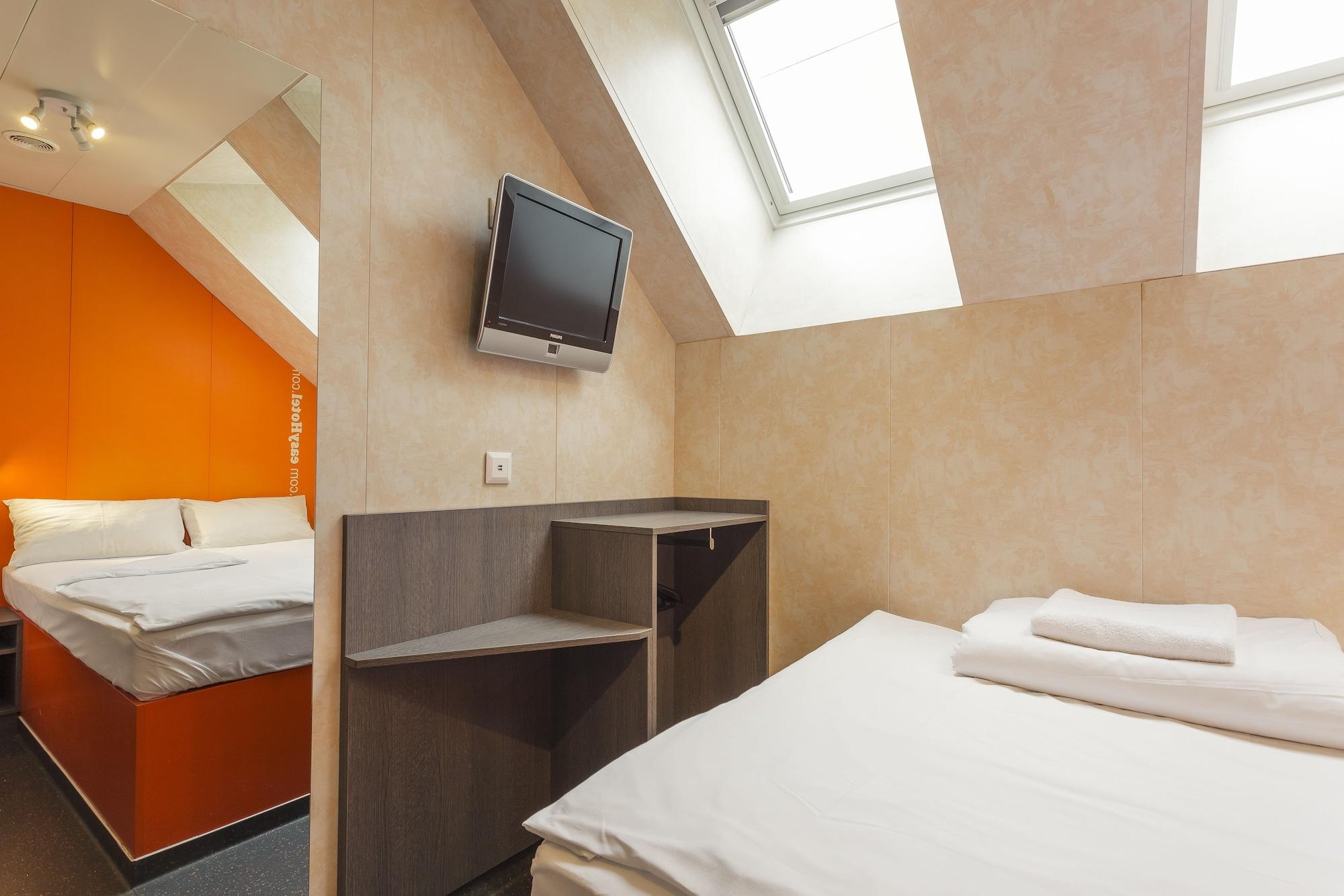 Easyhotel Budapest Oktogon Екстериор снимка