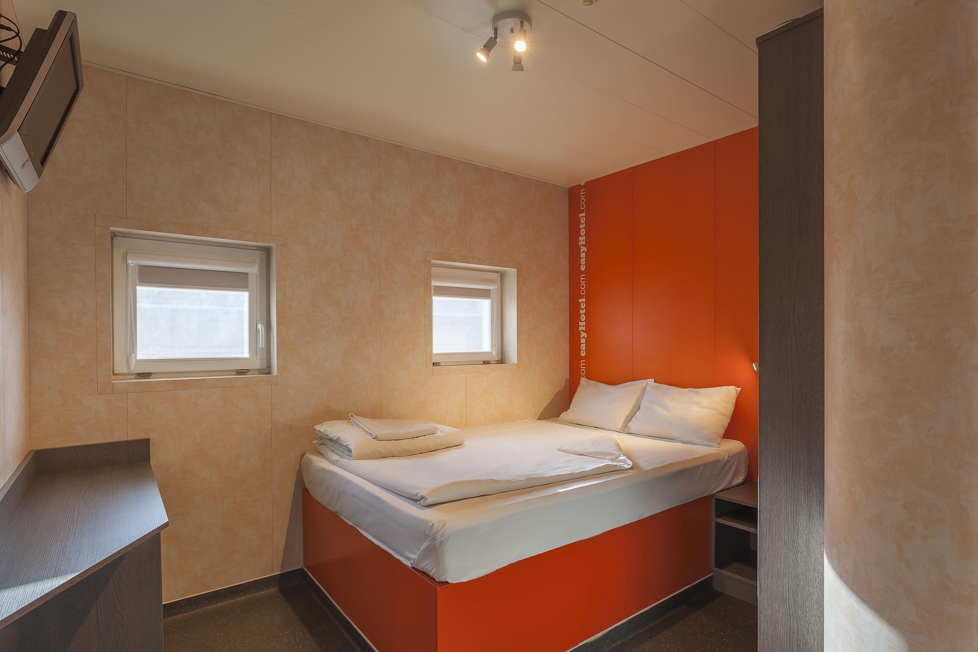 Easyhotel Budapest Oktogon Екстериор снимка