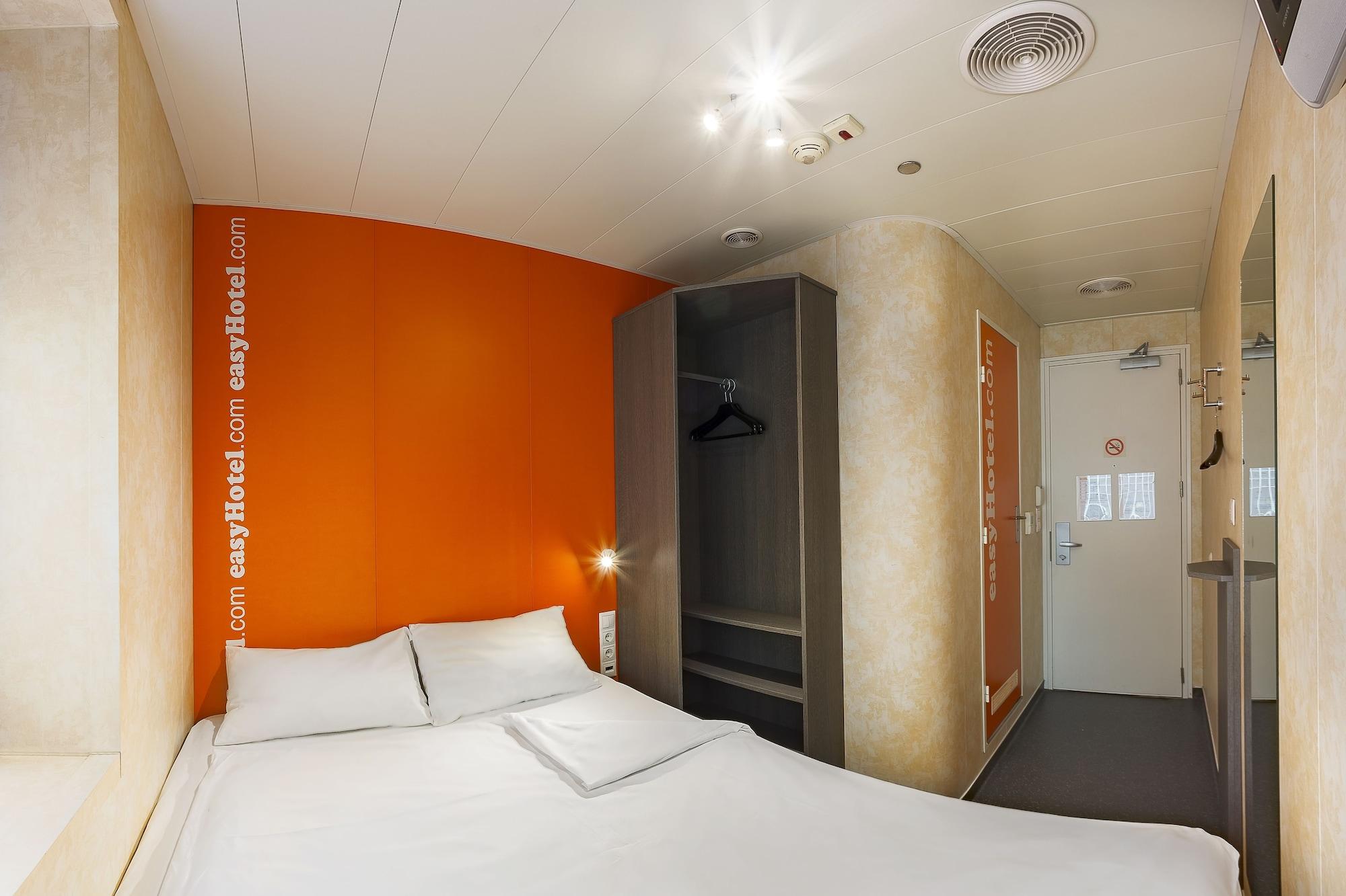 Easyhotel Budapest Oktogon Екстериор снимка