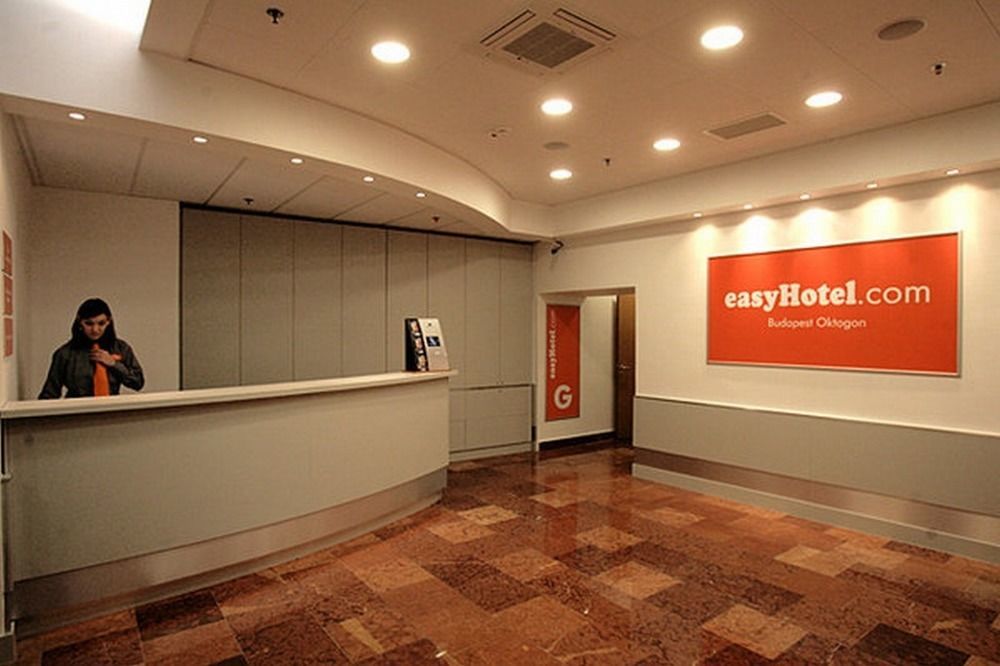 Easyhotel Budapest Oktogon Екстериор снимка